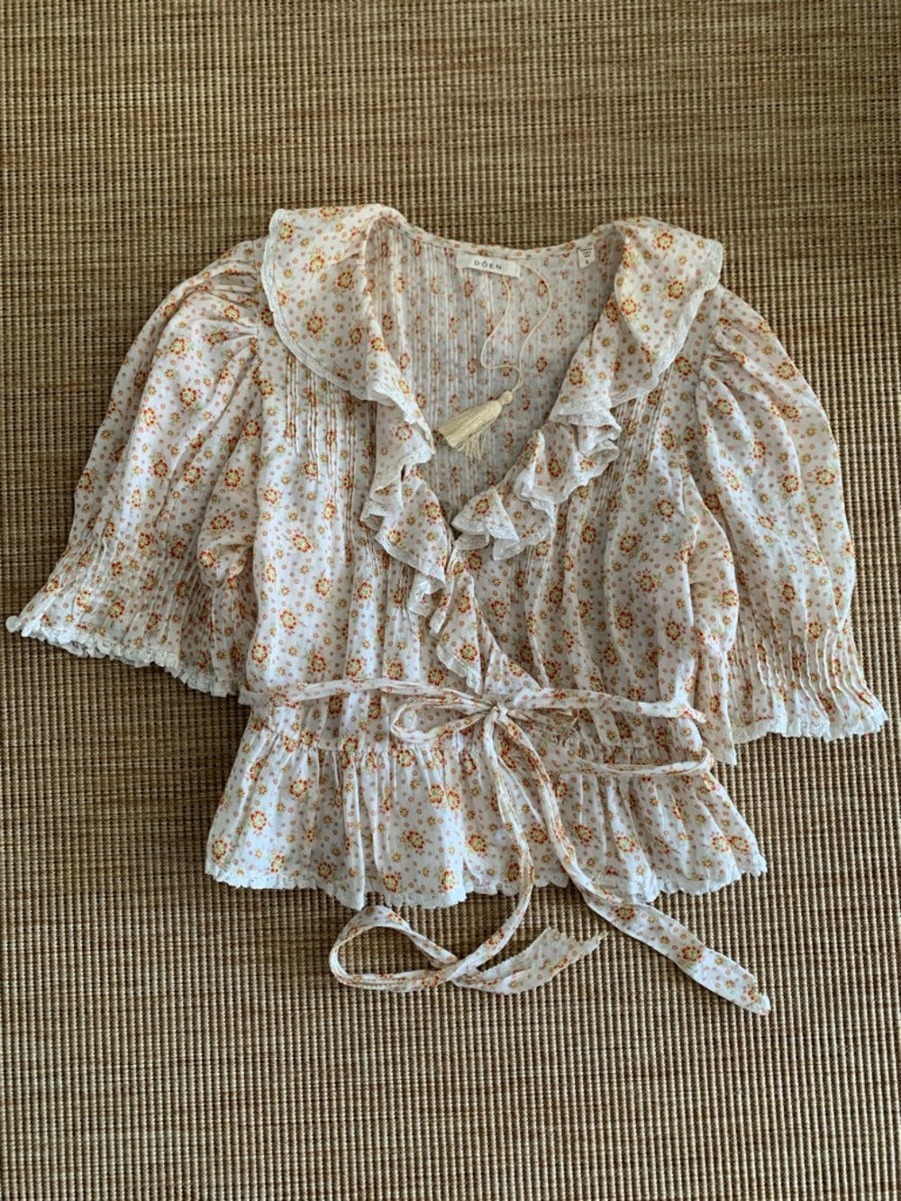 Doen Thames Ramie Ruffle Pintuck Short Sleeve Top Alabaster Countryside Calico - Picture 4 of 11